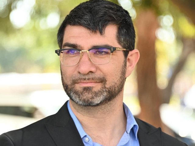 עו"ד אלי נכט
